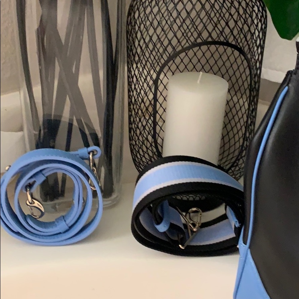 Blue black and gray Versace purse - Picture 4 of 5
